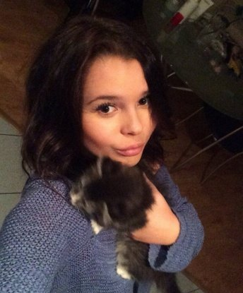 Игривая и страстная девушка с аппетитной фигурой готова окунуть тебя в мир наслаждений. Помогу расслабиться и забыть обо всем, кроме нас двоих. Только для тебя! 8727, 25 лет